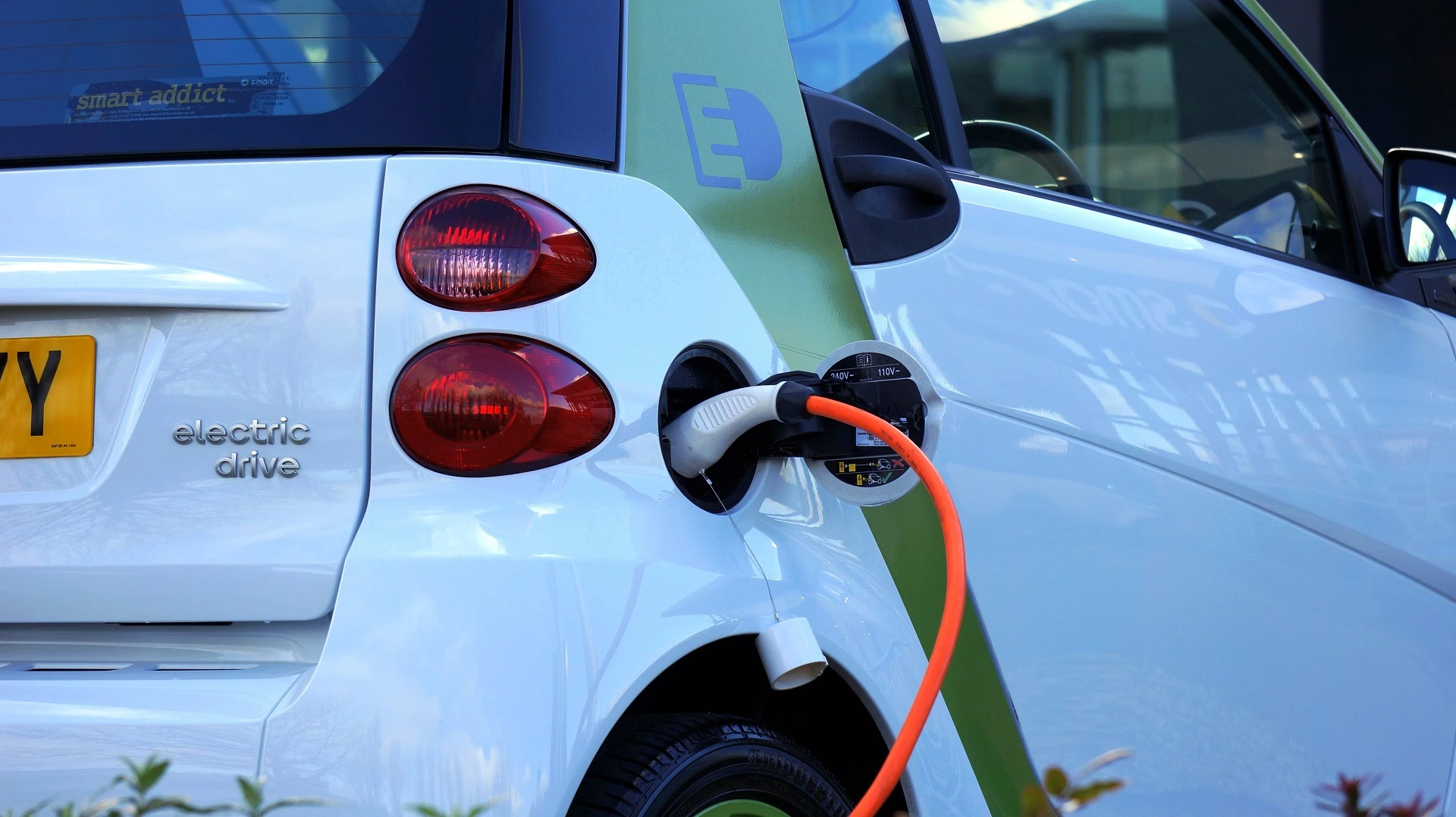 Smart Electric Drive - Aufladen Simplyfuture
