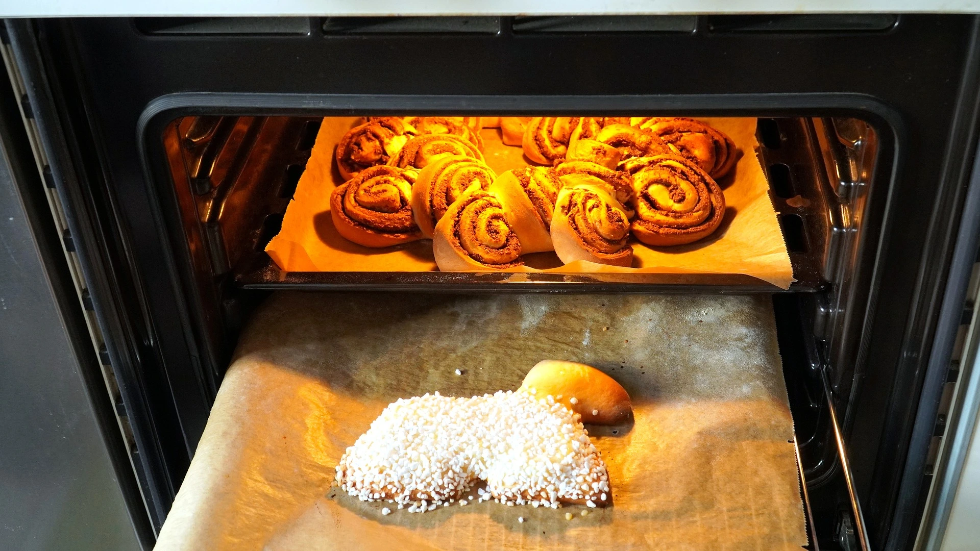eingebrannten Backofen reinigen